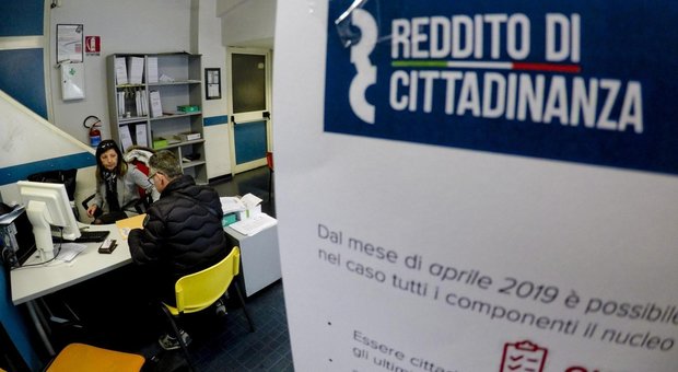Fine del Reddito di Cittadinanza, cosa cambia con Mia: importi, beneficiari e chi è escluso