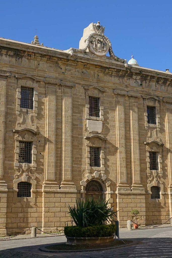 Riqualificazione ex carcere borbonico di Caltagirone, stanziati 400 mila euro dalla Regione