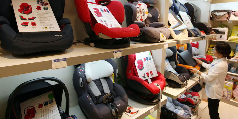 Dispositivi anti abbandono bimbi in auto, l’89% dei genitori non lo ha acquistato