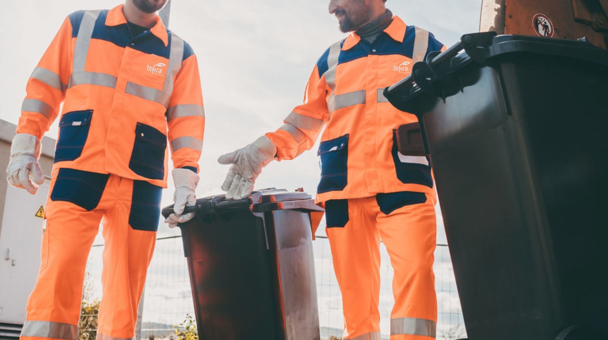 A Gela tiene ancora banco il tema rifiuti