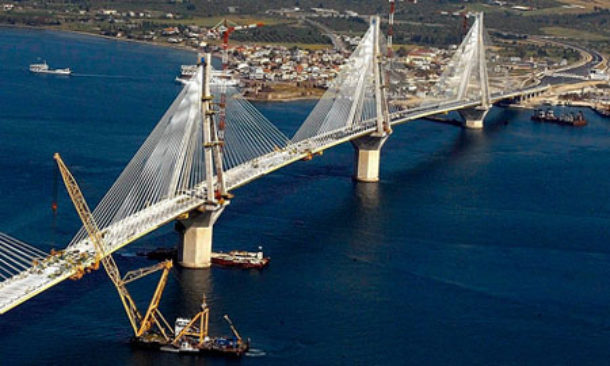 Mettere il Ponte al centro dell’Europa per renderlo finanziabile con il Po 2021-2027