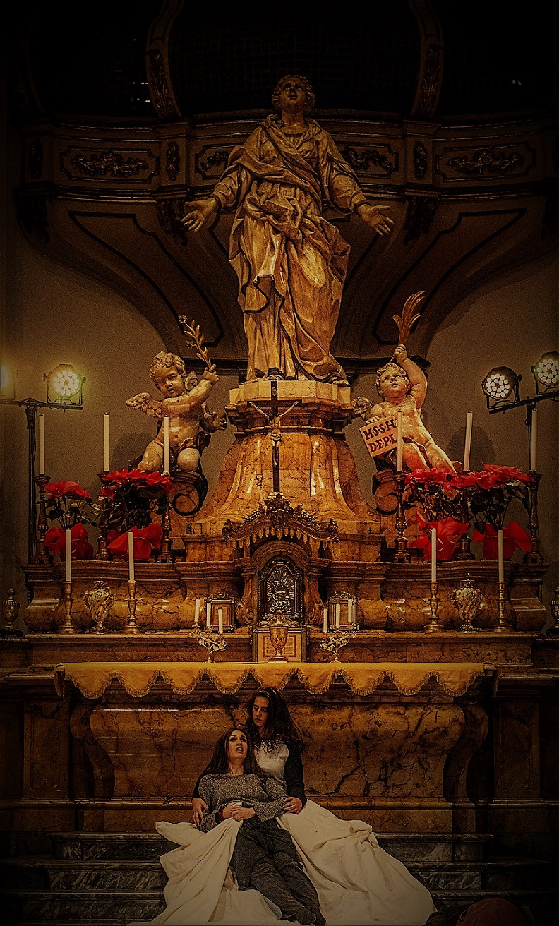 Galleria foto 'Teatro, “Agata, la Santa fanciulla”, luci nella Badia' - foto 4