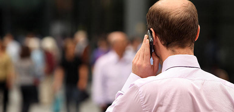 Tumori da cellulari? Presidente Sima: “Non ci sono certezze, occhio al 5G” Tumori da cellulari? Presidente Sima: “Non ci sono certezze, occhio al 5G”