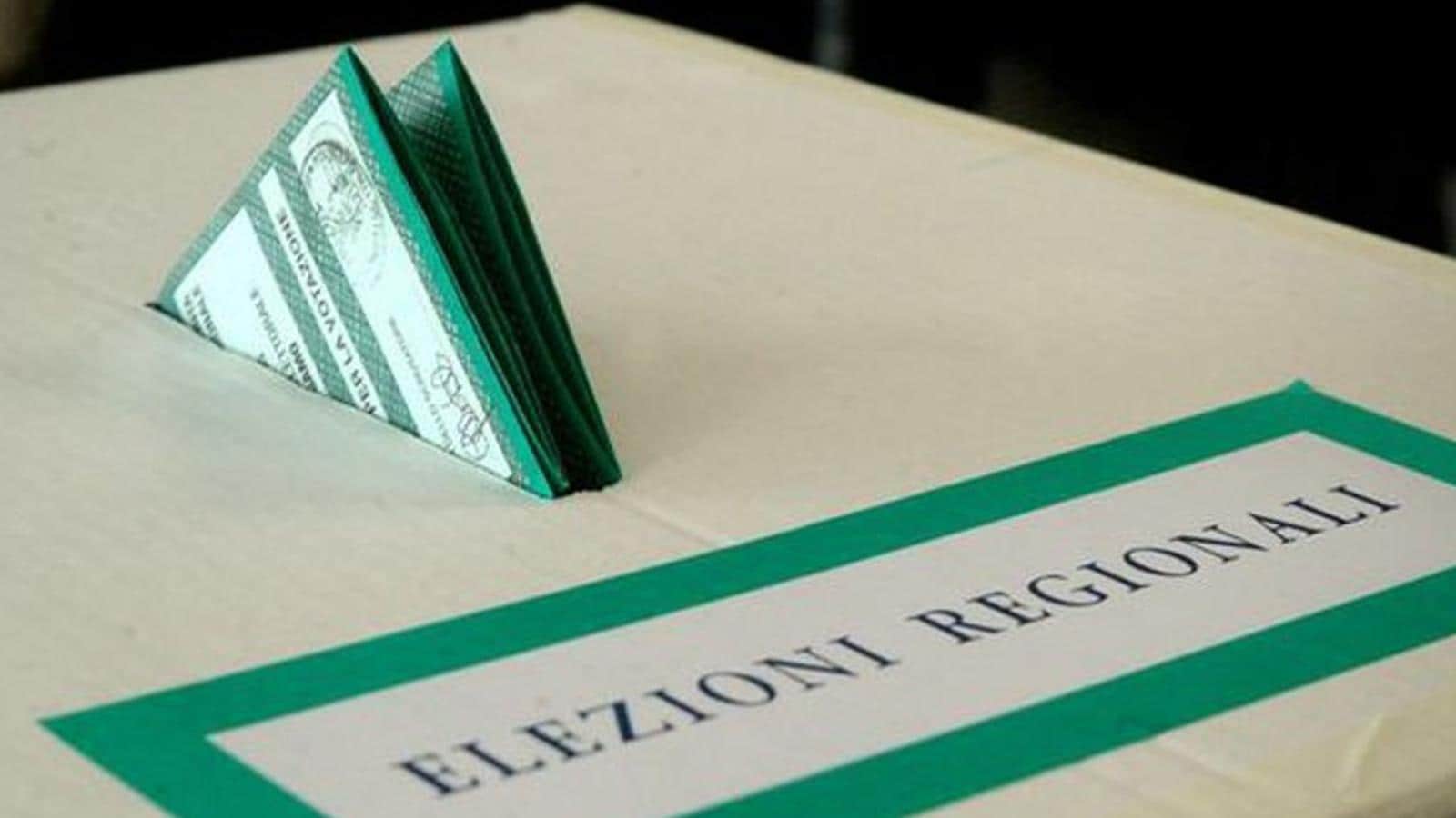 Elezioni Sicilia, De Luca presenta mozione di sfiducia a Musumeci, “Si vota prima”