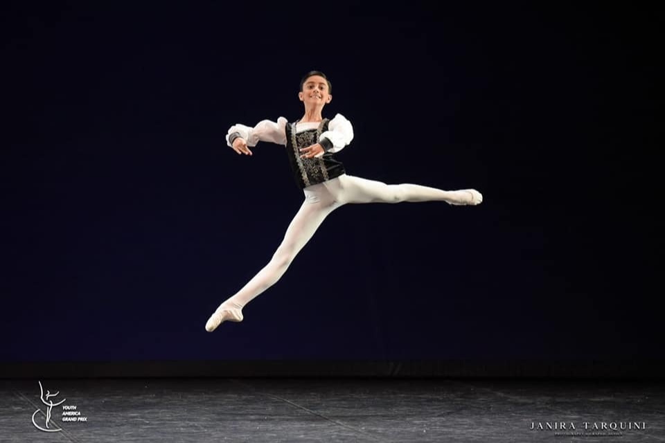 Riccardo, piccolo talento catanese che sogna di ballare a New York