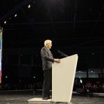 Sergio Mattarella elogia i volontari, “intemerdiari dello Stato”