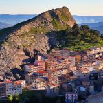 Contributo ai giovani che comprano nel centro di Troina