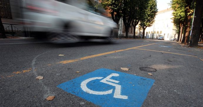 Iva agevolata al 4% per disabili che acquistano veicoli ibridi ed elettrici Iva agevolata al 4% per disabili che acquistano veicoli ibridi ed elettrici