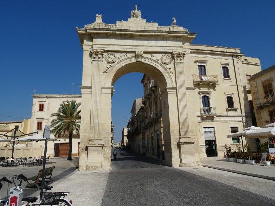 Due settimane d’iniziative dedicate a tutte le donne a Noto