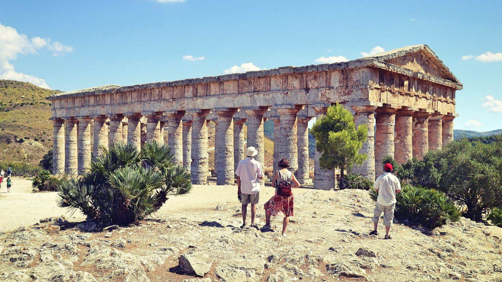 Coronavirus, il 36% degli italiani pronto ad annullare i viaggi