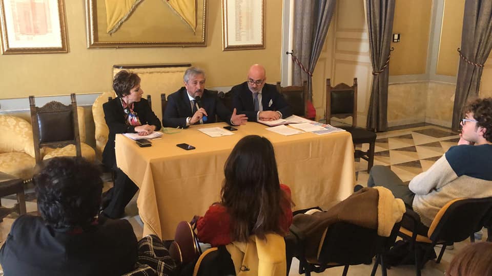 Caltanissetta, mettere in pratica il decalogo senza allarmismi Caltanissetta, mettere in pratica il decalogo senza allarmismi