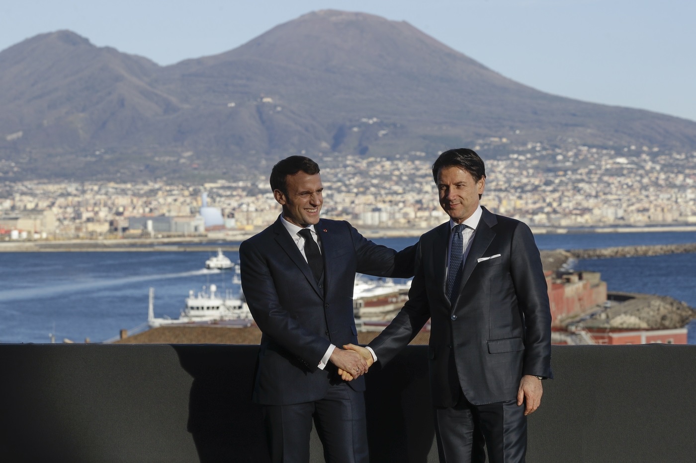 “Coronavirus, la Francia non chiude le frontiere”