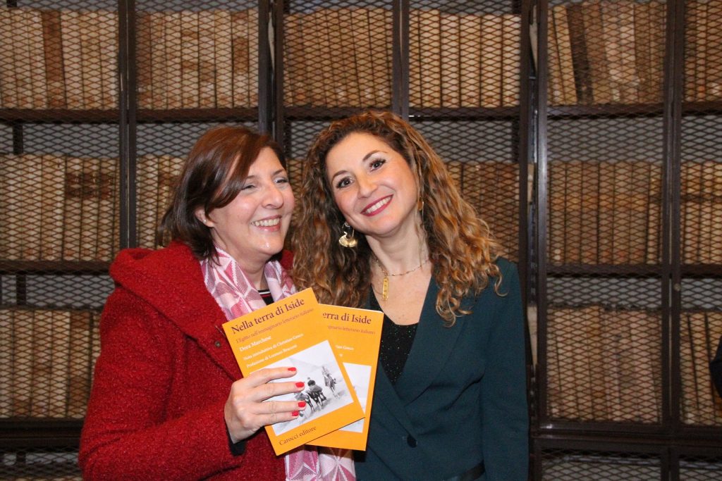 Galleria foto 'Libri, “Nella terra di Iside” pensando alla Sicilia' - foto 3