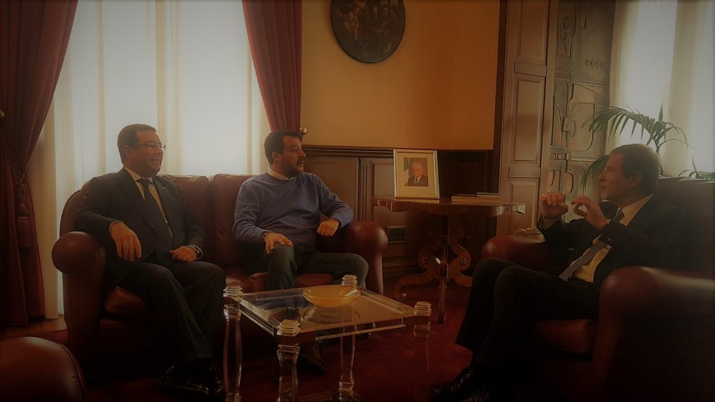 Galleria foto 'Salvini, incontri in Regione e dribbling ai contestatori' - foto 2