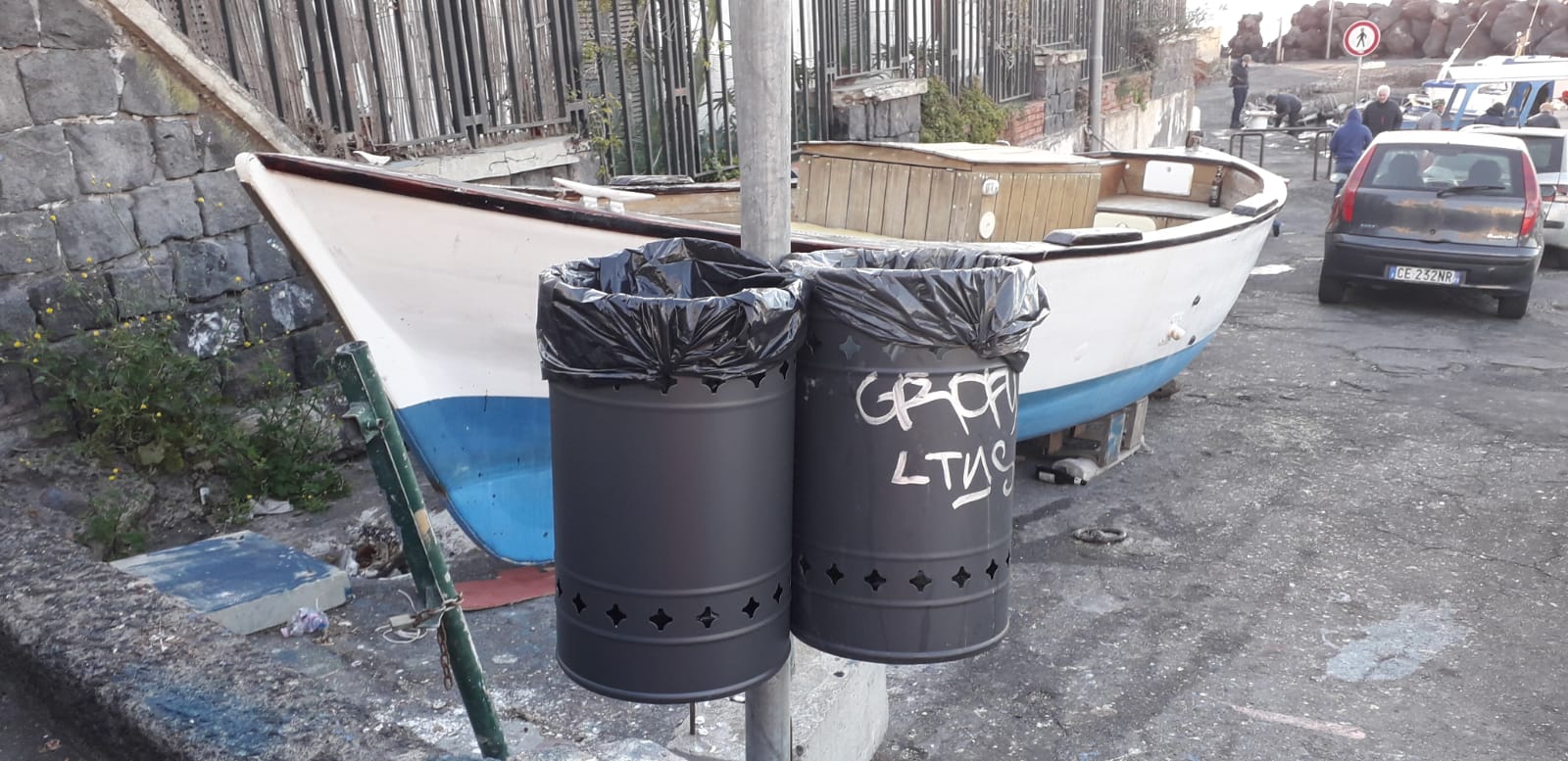 Catania, piazzati 400 nuovi cestini, fermeranno gli incivili?