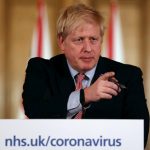 Gb, Johnson fa dietro-front “Multe e carcere per chi rifiuta la quarantena”