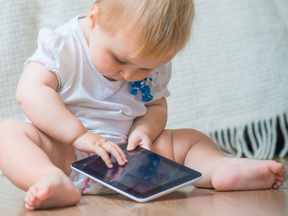 App e tv, gli esperti “Non fanno male ai bimbi se i contenuti sono di qualità” App e tv, gli esperti “Non fanno male ai bimbi se i contenuti sono di qualità”
