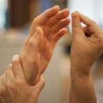 Coronavirus, Lega del Filo d’Oro “Sordociechi  in difficoltà, per loro il tatto è tutto”