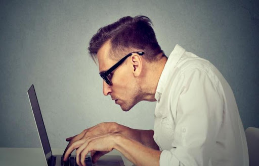 Smart working e mal di schiena, chiropratica alleato della salute