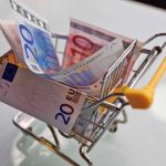 Codacons “Con Coronavirus consumi in calo, servono misure concrete”