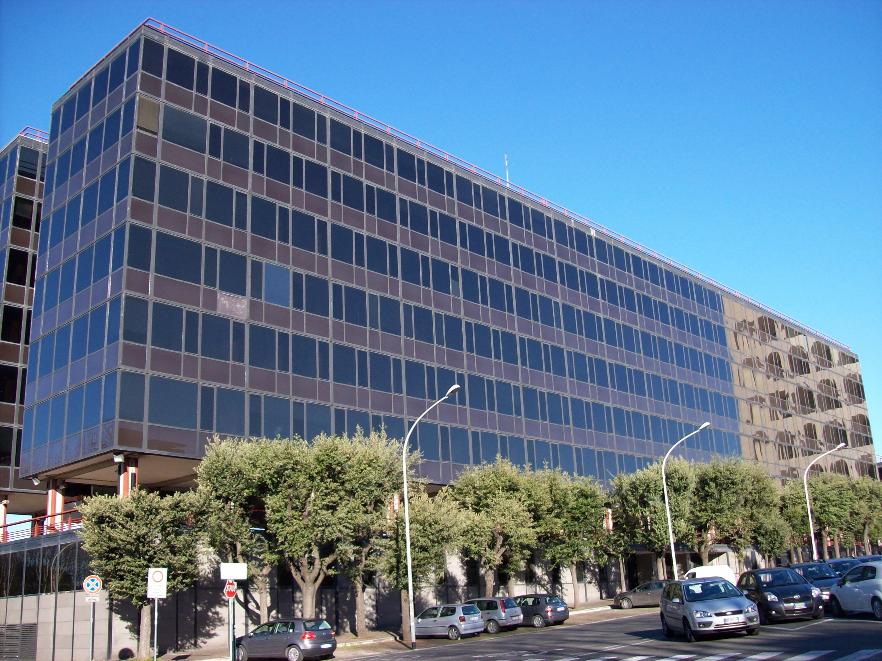 Confindustria “Ogni settimana di blocco ci costa 13,5 miliardi”