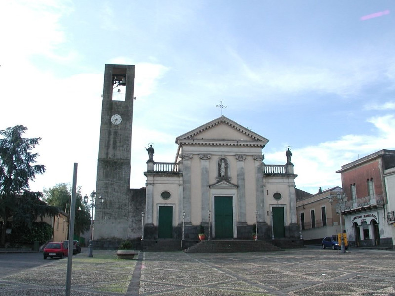 Coronavirus, 5 casi a Santa Venerina, chiuso il Comune