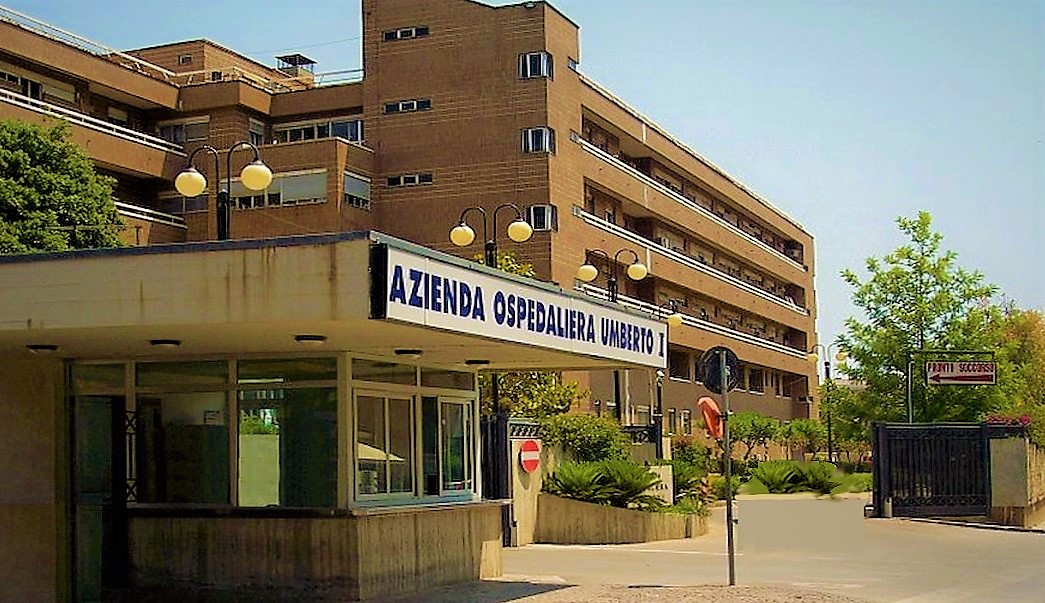 Siracusa, agenti aggrediti da paziente e familiari al Pronto Soccorso: 4 denunce