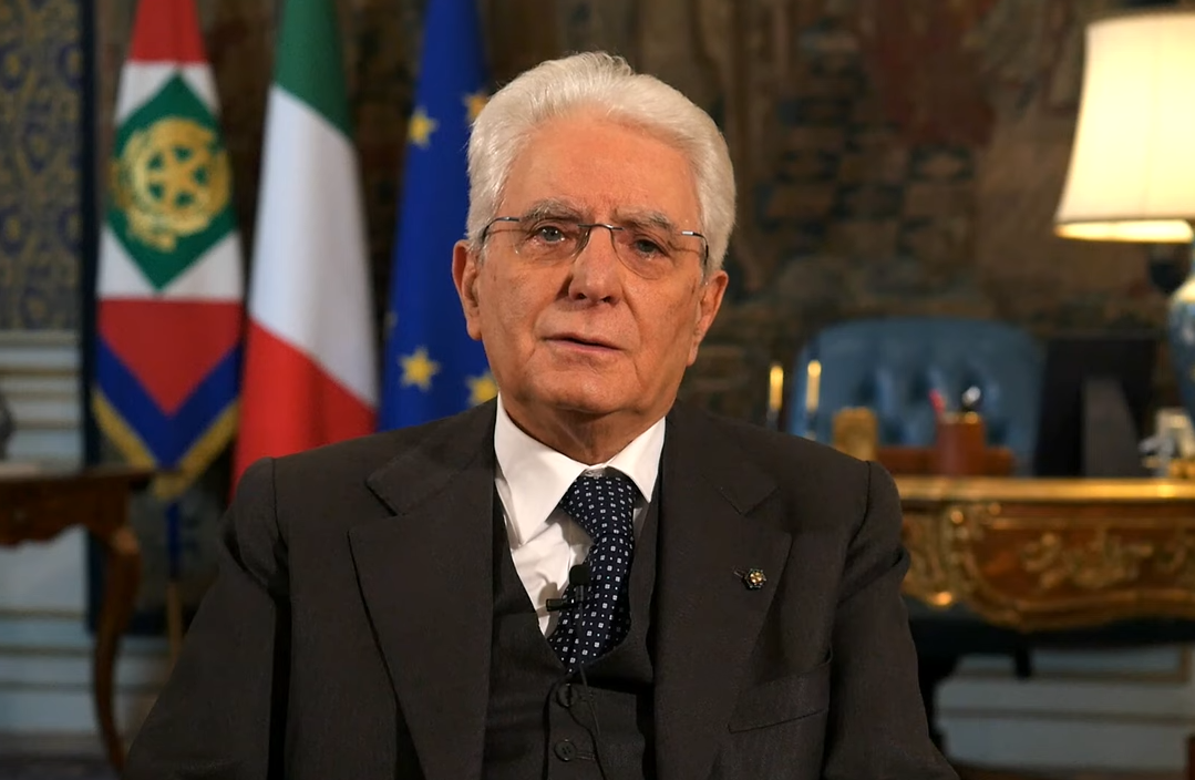 Mattarella, “Rispettare il Parlamento, non mi sottraggo ai miei doveri”