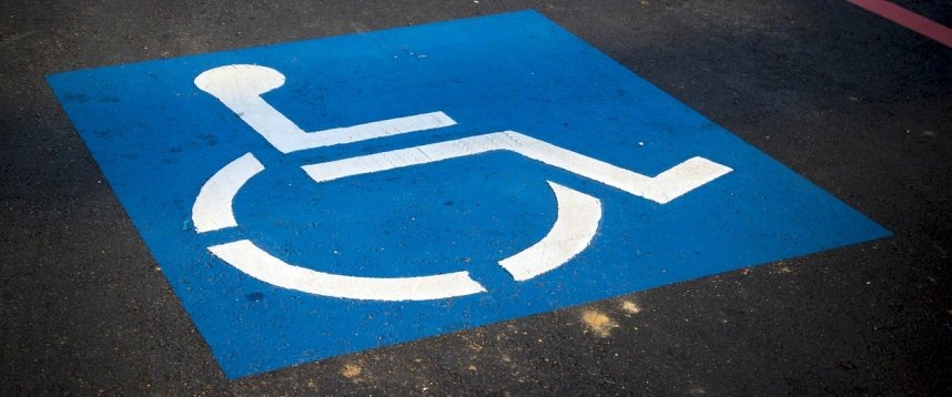 Disabili, bonus e agevolazioni 2023: quali sono e come richiederli