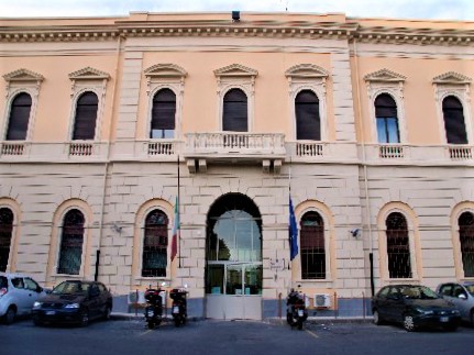 Catania, ennesima aggressione al carcere di Piazza Lanza: la denuncia