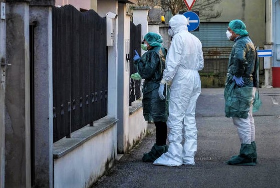 Influenza aviaria, Cina primo caso di un uomo contagiato da virus