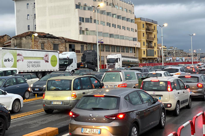 Stretto di Messina, da oggi senza green pass non si passa