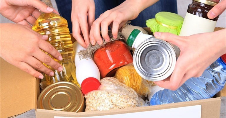 Aiuti alimentari, 4 milioni ai 24 Comuni del Trapanese Aiuti alimentari, 4 milioni ai 24 Comuni del Trapanese