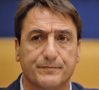 Coronavirus, “Serviva attivarsi prima dell’assalto ai market”