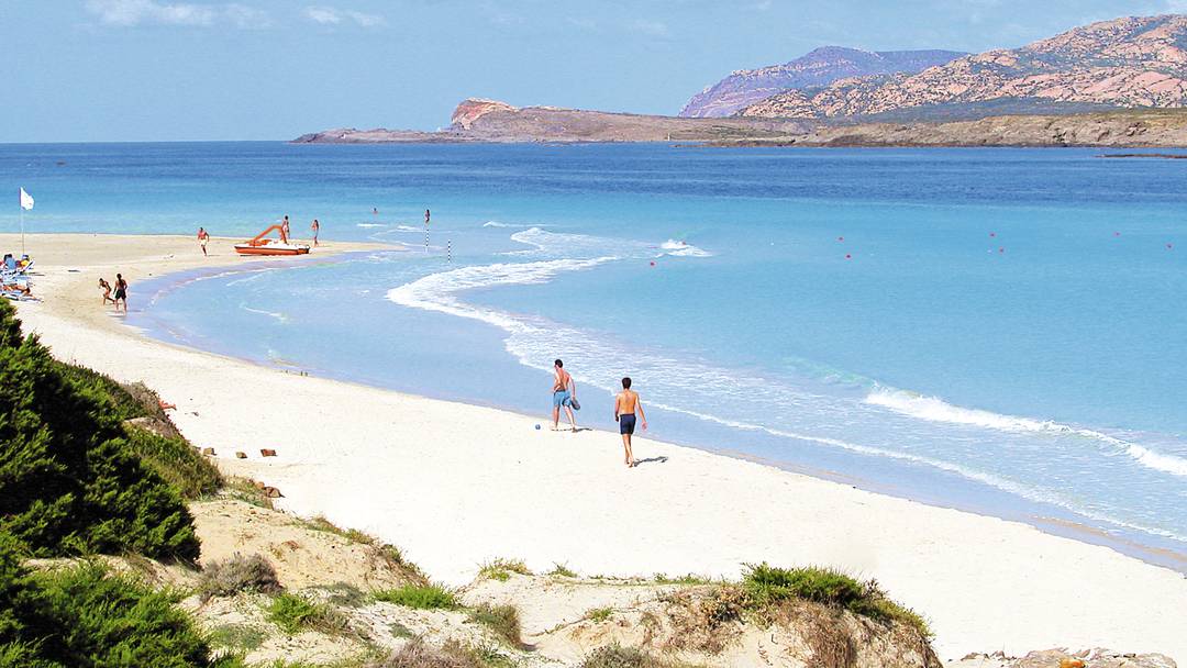 Sardegna, si guarda all’estate con l’iniziativa “Isola Sicura”
