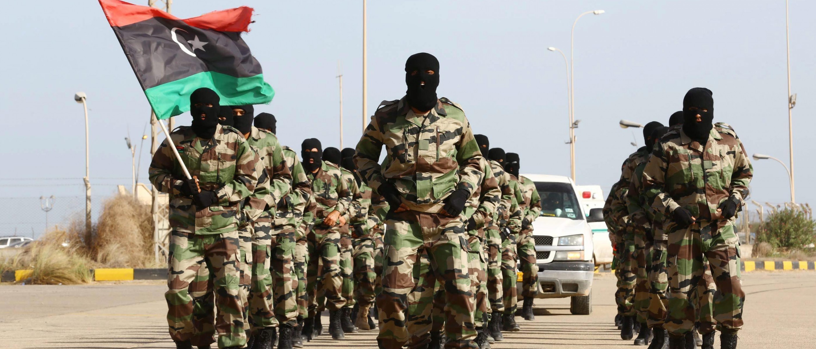 Libia, Sarraj dice basta alle trattative con l’uomo forte della Cirenaica