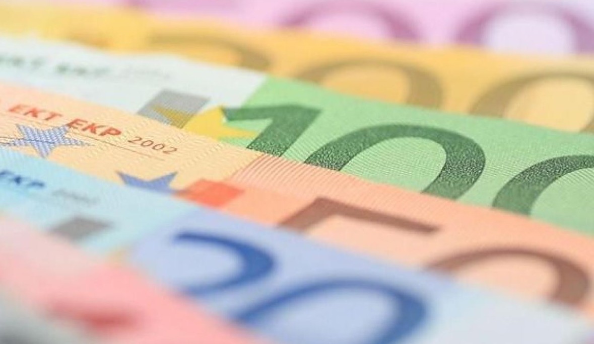 Coronavirus, come ottenere liquidità, vademecum Sace-Abi per le imprese