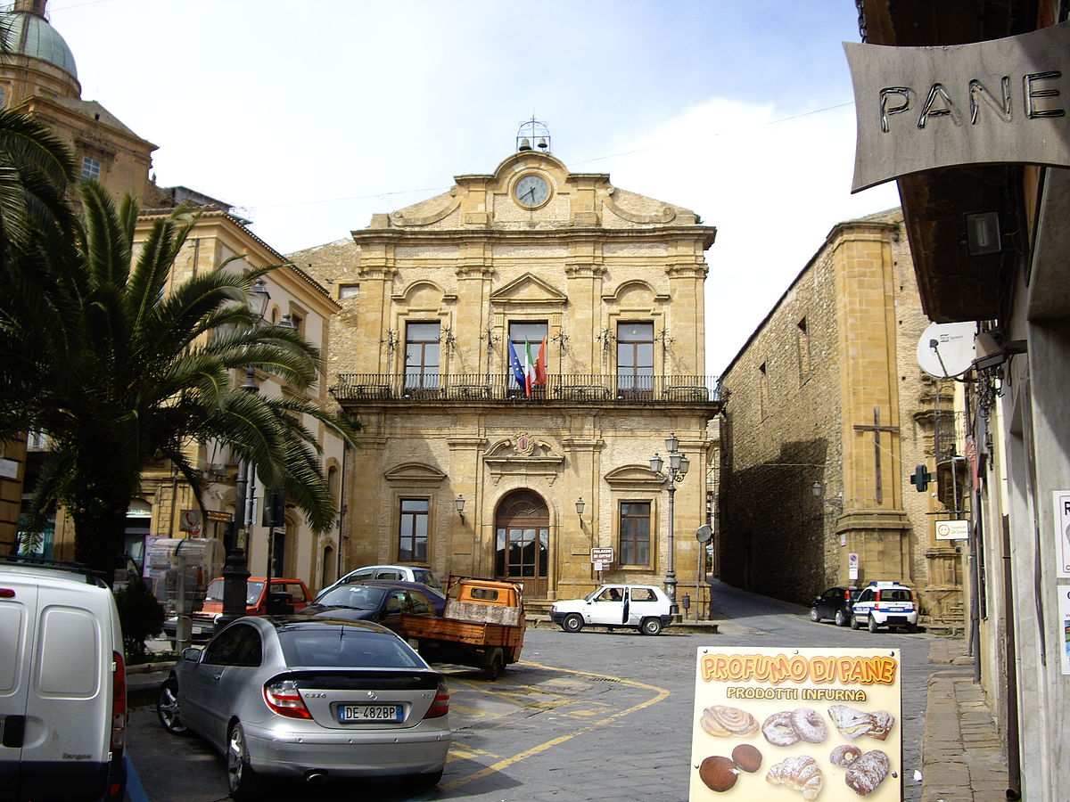 Piazza Armerina, solidarietà al sindaco dopo le minacce