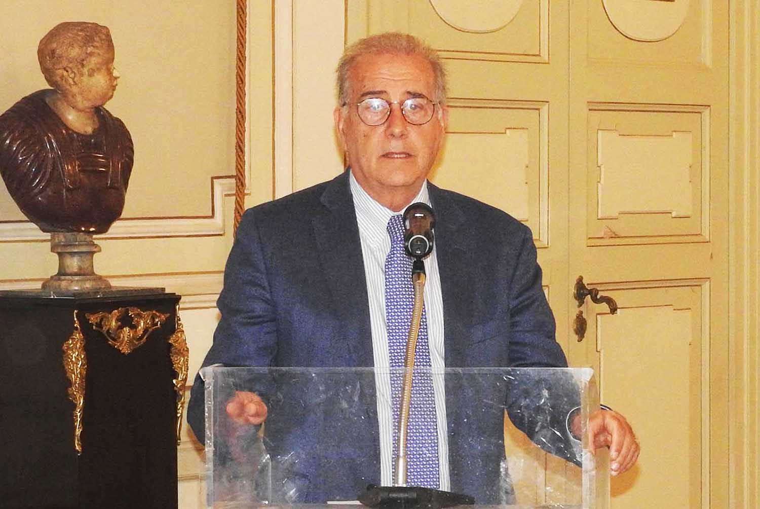 A Catania il prof che scova gli anticorpi del Covid-19 A Catania il prof che scova gli anticorpi del Covid-19