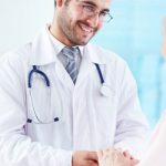 Anziani, il 60% ha almeno una malattia cronica ma gran parte non segue correttamente le terapie