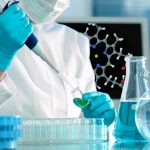 Malattie genetiche rare e Covid-19, tre bandi per i ricercatori scientifici