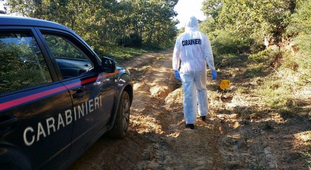 Uccisa e abbandonata dentro un sacco nero nel Palermitano Uccisa e abbandonata dentro un sacco nero nel Palermitano