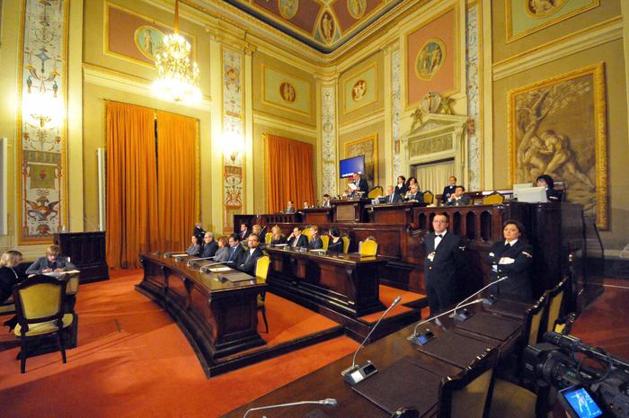 Comuni siciliani in crisi, Ars approva mozione per salvarli