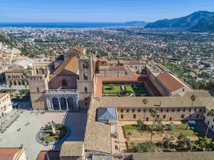 Amat, potenziata linea 389 per Monreale: raddoppiato il servizio bus da Palermo