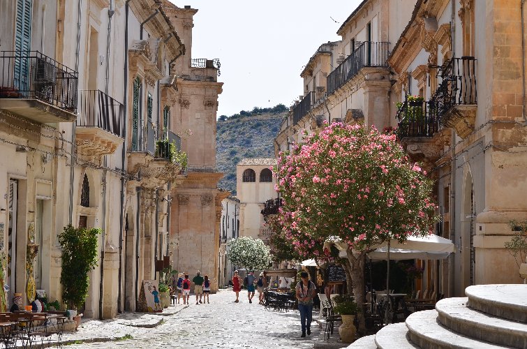 Ragusa, iniziata la Fase 2 con prudenza e entusiasmo