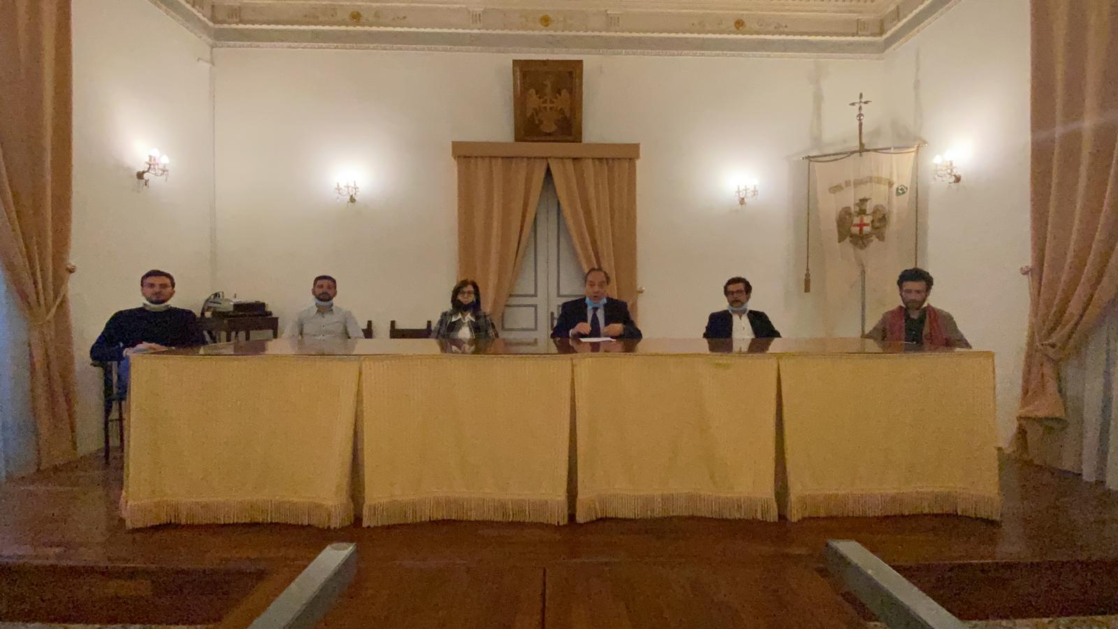 Coronavirus, a Caltagirone otto misure per ripartire