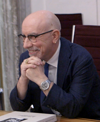 Prof. Biuso “Una società di individui impauriti è facile da sottomettere” Prof. Biuso “Una società di individui impauriti è facile da sottomettere”