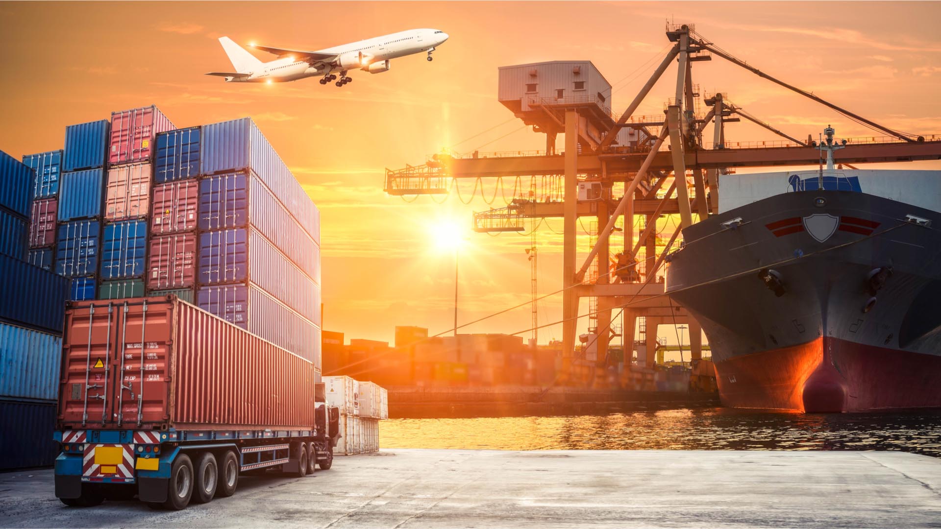 Guido Grimaldi (presidente Alis) “Traffico passeggeri azzerato e traffico merci ridotto al 30%” Guido Grimaldi (presidente Alis) “Traffico passeggeri azzerato e traffico merci ridotto al 30%”