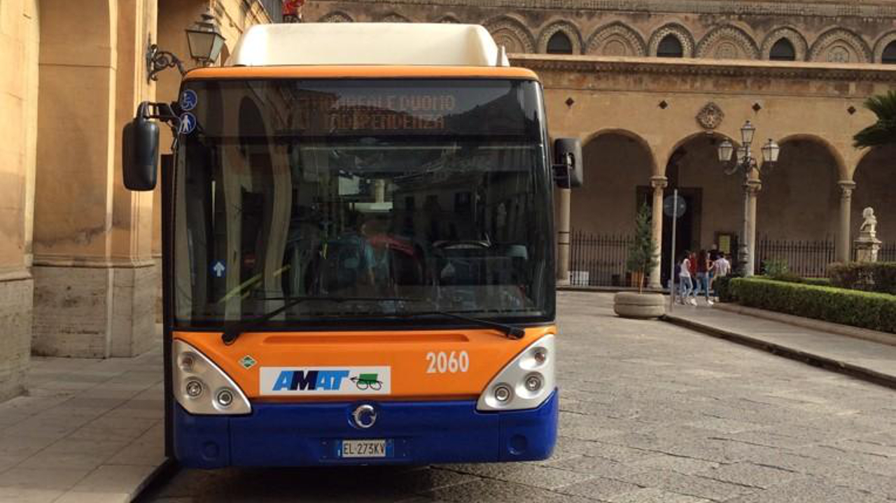 Aggressione ad autista Amat, denunciato un palermitano di 42 anni