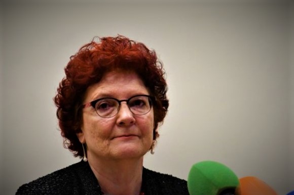 Coronavirus, Ecdc, il distanziamento ha dimezzato i contagi in Ue